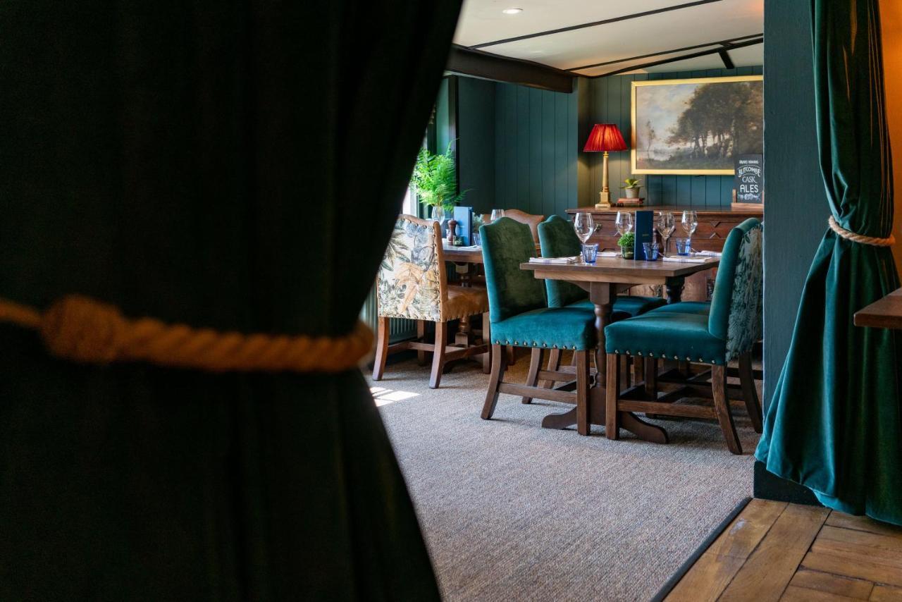 High Corner Inn Godshill  Экстерьер фото