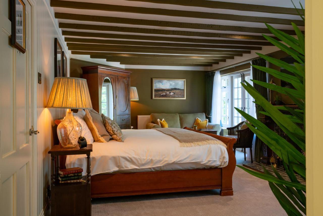 High Corner Inn Godshill  Экстерьер фото