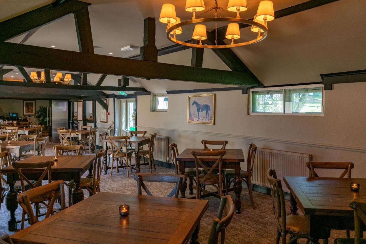 High Corner Inn Godshill  Экстерьер фото