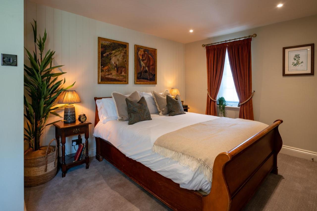 High Corner Inn Godshill  Экстерьер фото