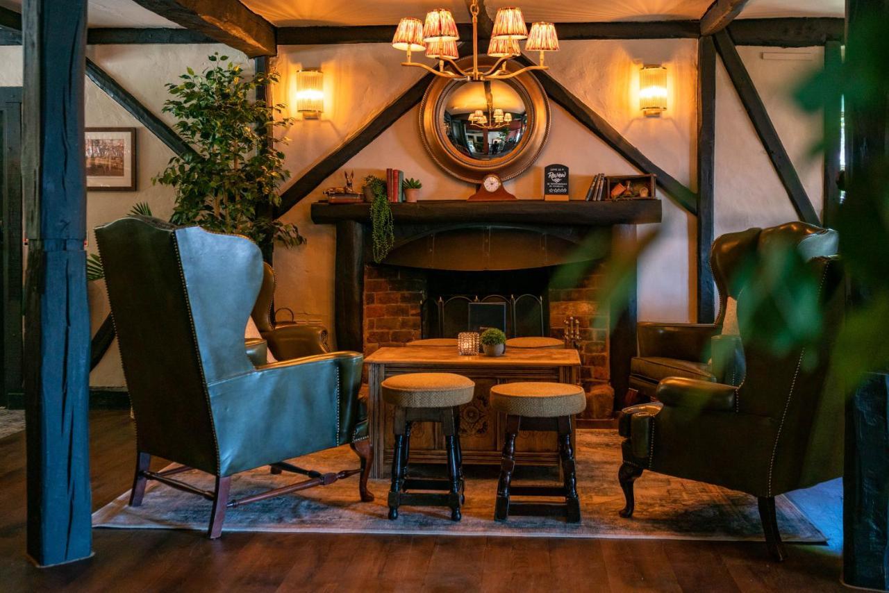 High Corner Inn Godshill  Экстерьер фото