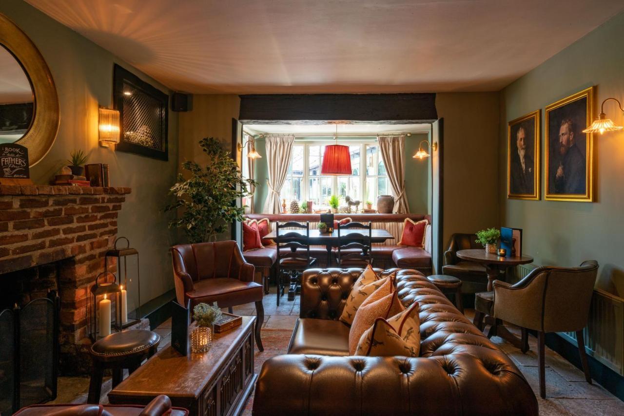 High Corner Inn Godshill  Экстерьер фото