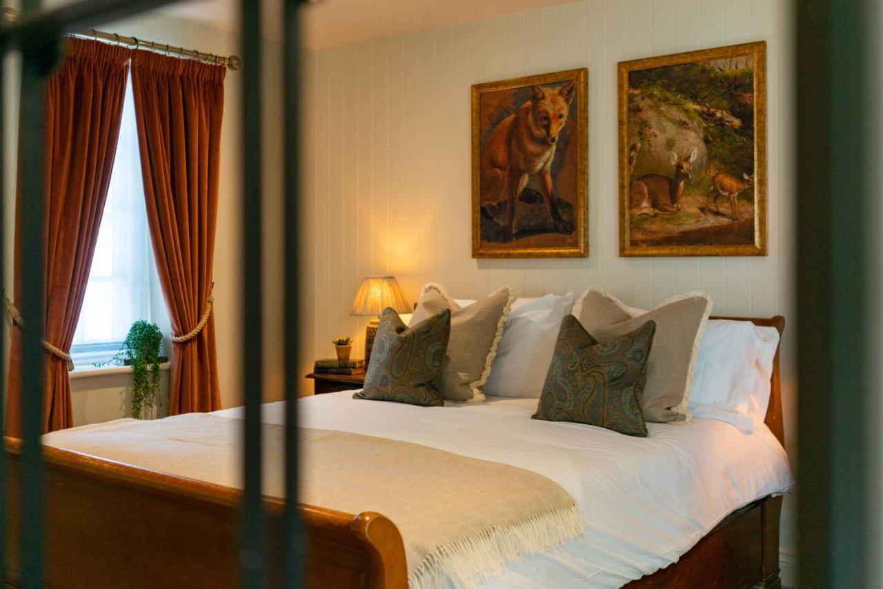 High Corner Inn Godshill  Экстерьер фото