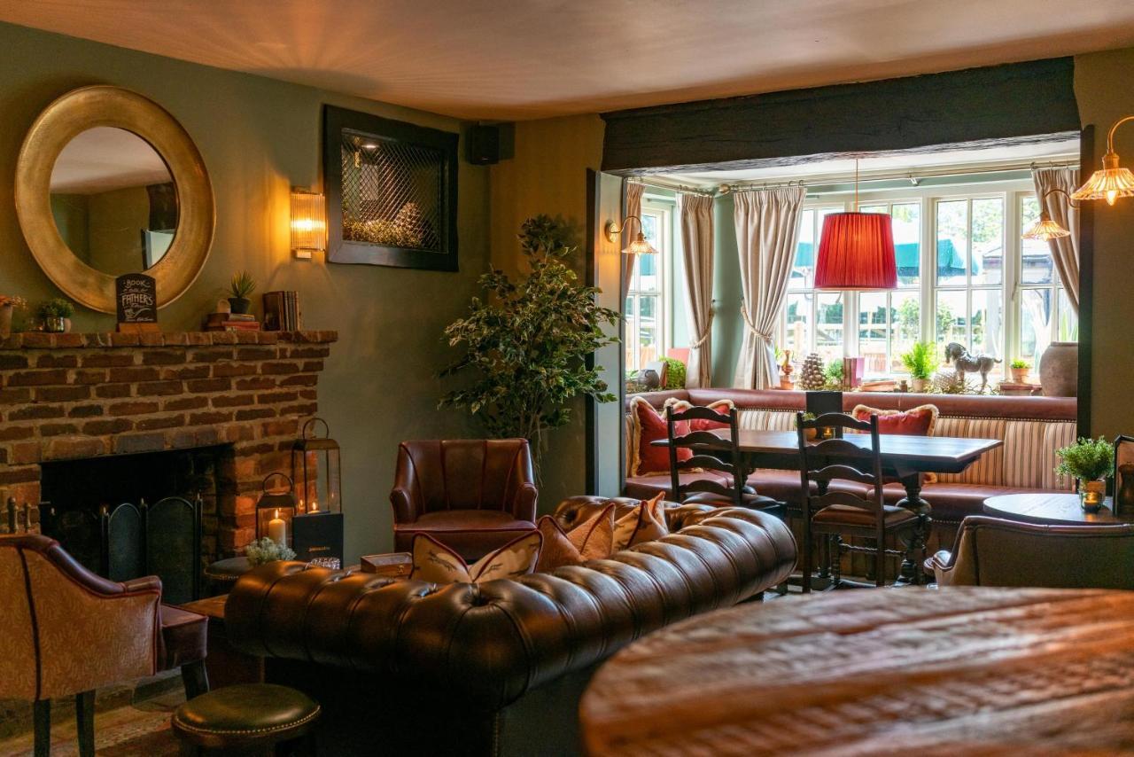 High Corner Inn Godshill  Экстерьер фото