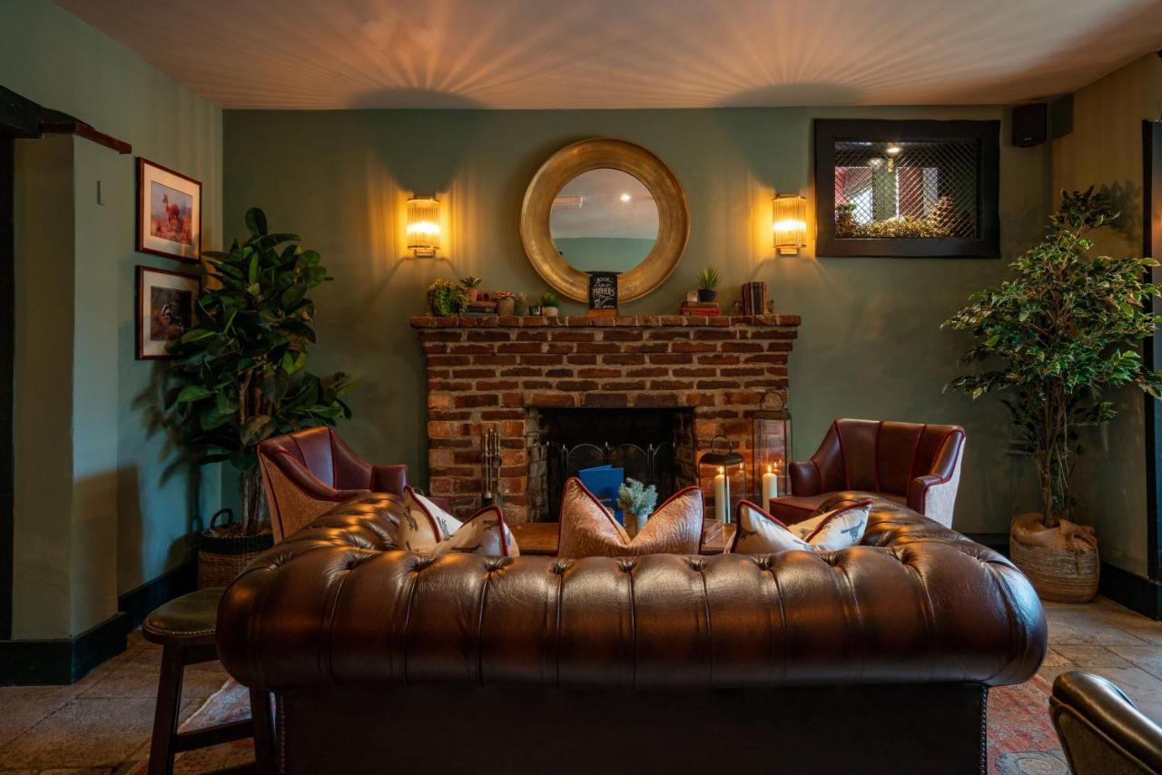 High Corner Inn Godshill  Экстерьер фото