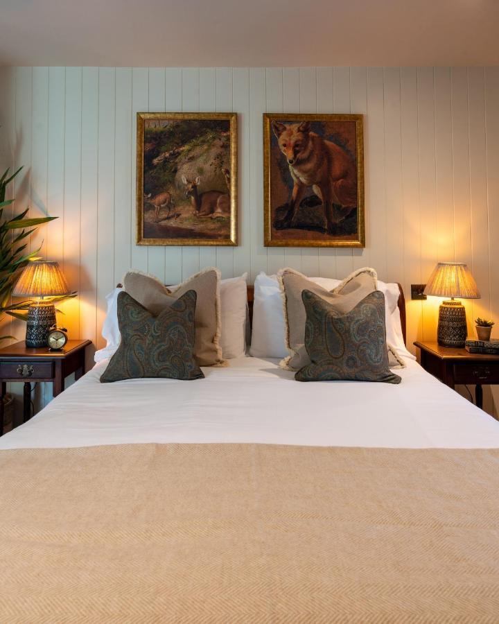 High Corner Inn Godshill  Экстерьер фото